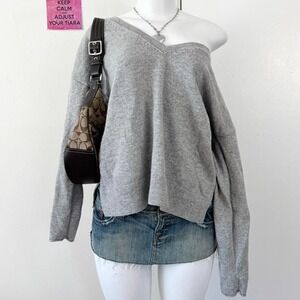 Lucky Brand Grey V-Neck One-Shoulder Sweater